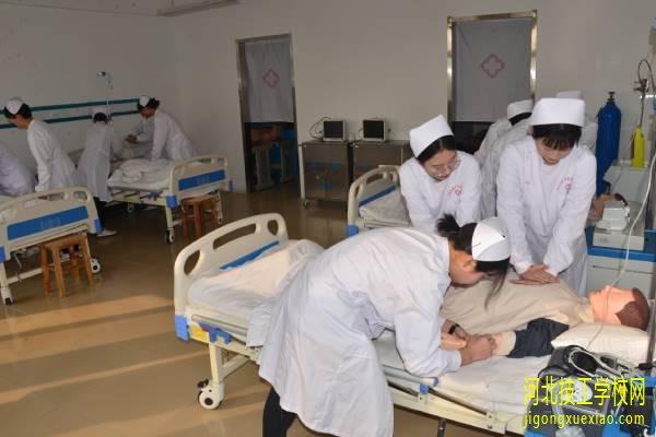 初中生为什么不能直接报临床医学和口腔医学呢？ 招生信息